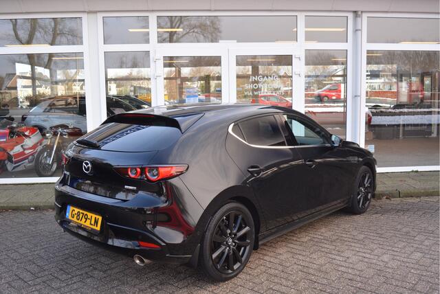 Mazda 3 2.0 e-SkyActiv-X M Hybrid 180 Luxury i-Activesense Pack ? Orig. NL ? Bose ? HUD ? Adaptive ?