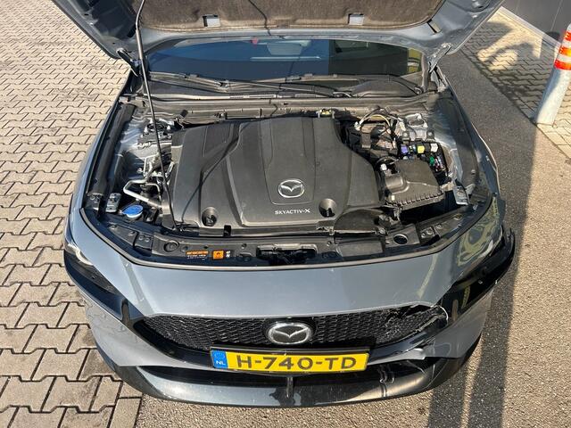 Mazda 3 2.0 e-SkyActiv-X M Hybrid 180 Luxury
