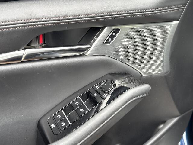 Mazda 3 2.0 e-SkyActiv-X M Hybrid 186 Luxury Incl 12 Maanden BOVAG Garantie