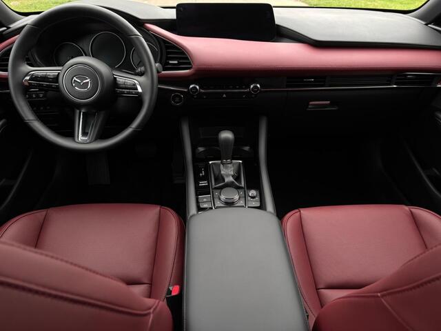 Mazda 3 2.0 eSA-X Takumi 186pk Automaat | Sunroof | *DEMO*