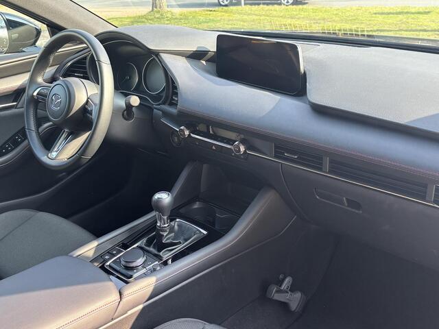 Mazda 3 2.5 e-SkyActiv-G M Hybrid 140 Homura NL-Auto, 1e Eig., Navigatie, Apple Carplay, Android Auto, Cruise Contr ad., Stoelverwarming, A-Rij-Camera, Parkeerhulp vóór, Audio-USB-C