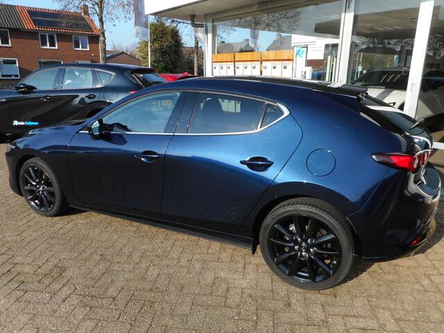 Mazda 3 2.0 e-SkyActiv-G M Hybrid 150 Homura