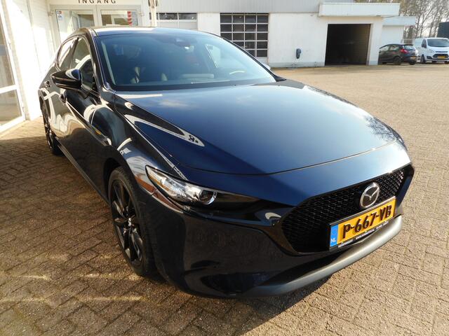 Mazda 3 2.0 e-SkyActiv-G M Hybrid 150 Homura