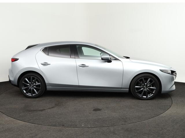 Mazda 3 2.0 SA-G LUXURY LEER NAVI CAMERA LMV