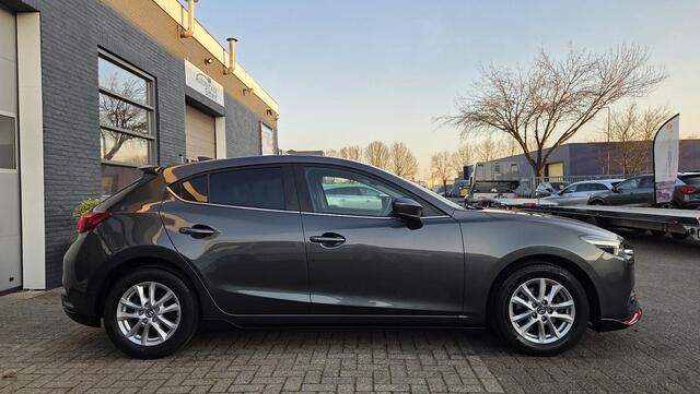 Mazda 3 2.0 SkyActiv-G Exclusive-Line | NAVIGATIE | LED | AERO PAKKET | DEALER ONDERHOUDEN