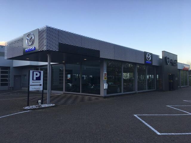 Mazda 3 2.0 e-SkyActiv-G M Hybrid 150 Exclusive-line Comfort pakket en Design pakket