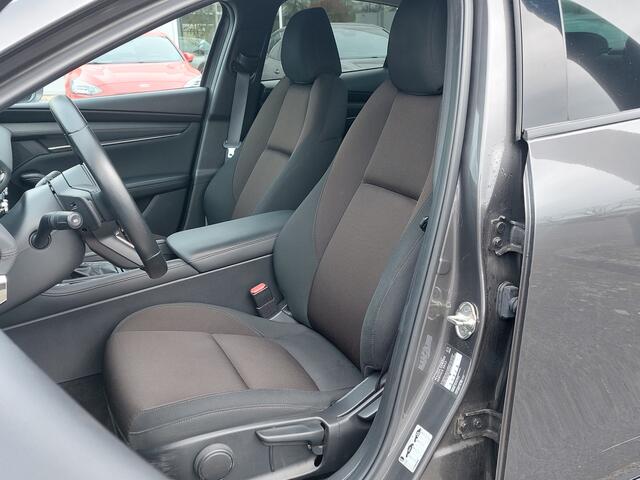 Mazda 3 2.0 e-SkyActiv-G M Hybrid 180pk Automaat Sportive | Navi | Apple Carplay+Android Auto | Adap.Cruise | Heap-Up | Keyless Entry | Pdc V+A+360 Camera | Dodehoek+Rijstrooksensor | 18''lm