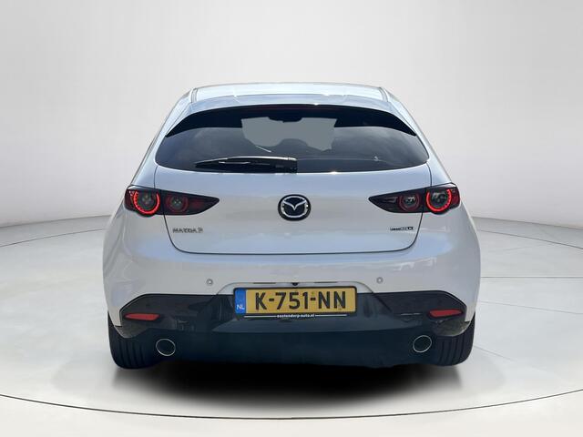 Mazda 3 2.0 e-SkyActiv-X M Hybrid 180 Luxury | Dealeronderhouden | 1e eigenaar | Automaat | Bose | Stoelgeheugen | Stoel en stuurverwarming | 360 camera | Full adaptive LED |