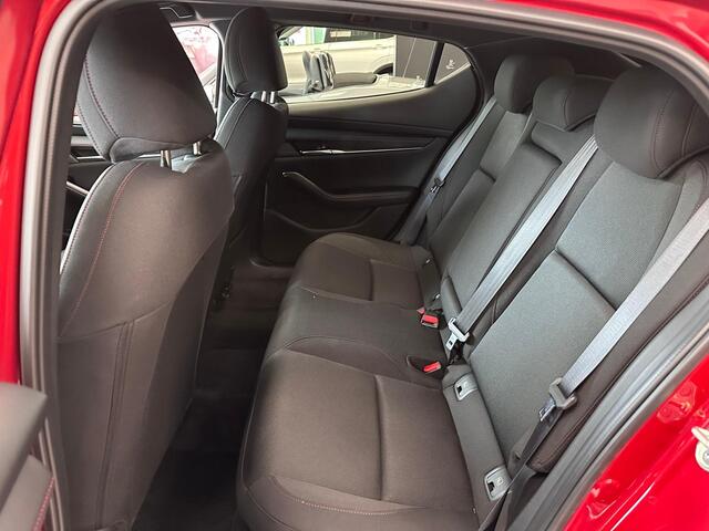 Mazda 3 2.0 e-SkyActiv-G M Hybrid 150 PK Homura | Rijklaar | Apple Carplay | Parkeersensor | Stoelverwarming