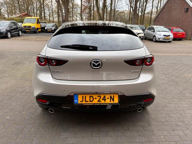 Mazda 3 2.5 e-SkyActiv-G M Hybrid HOMURA 140PK! AUTOAAT/