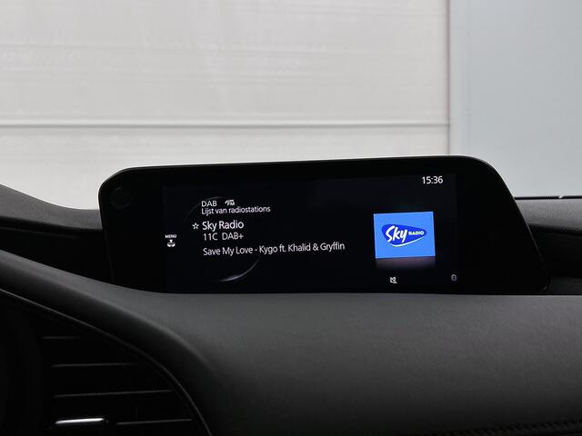 Mazda 3 2.0 e-SkyActiv-X M Hybrid 180 Luxury | Leder | i-Activesense pakket | Sedan |