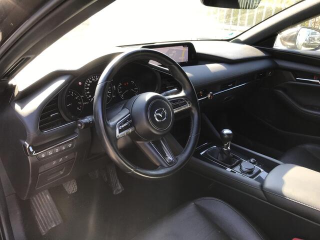 Mazda 3 2.0 e-SkyActiv-G M Hybrid 122 Luxury , Leder, I-Activsense, 360 Camera, 18 Inch LMV, Navi, Apple Carplay, Stuur/Stoelverwarming, Memory Seats, LKA
