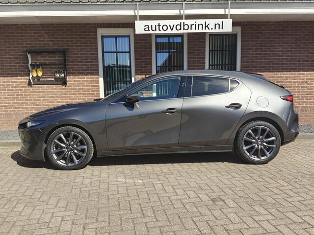 Mazda 3 2.0 SA-G, BOSE / RONDOM CAMERA / CLIMATE CONTROL