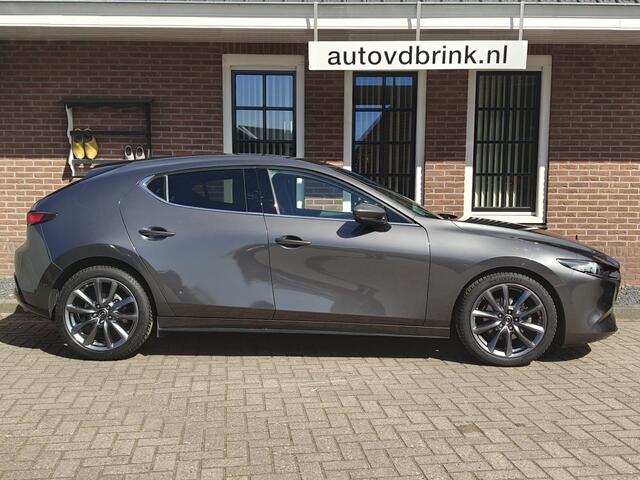Mazda 3 2.0 SA-G, BOSE / RONDOM CAMERA / CLIMATE CONTROL
