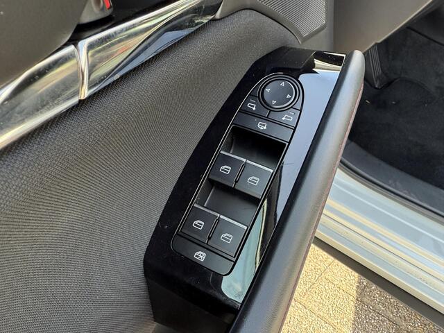 Mazda 3 2.0 e-SkyActiv-G M Hybrid 150 Homura | GARANTIE T/M 01-2030! |DEALERONDERHOUDEN | CAMERA | APPLE CARPLAY/ANDROID AUTO |