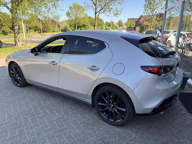 Mazda 3 2.0 e-SkyActiv-G M Hybrid 150 Homura