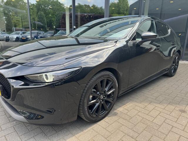 Mazda 3 2.0 180pk LUXURY,Leer,LED,HUD,Memory,BOSE,Camera,Stoel/stuurverw,Carplay