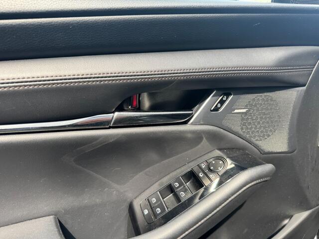 Mazda 3 2.0 180pk LUXURY,Leer,LED,HUD,Memory,BOSE,Camera,Stoel/stuurverw,Carplay