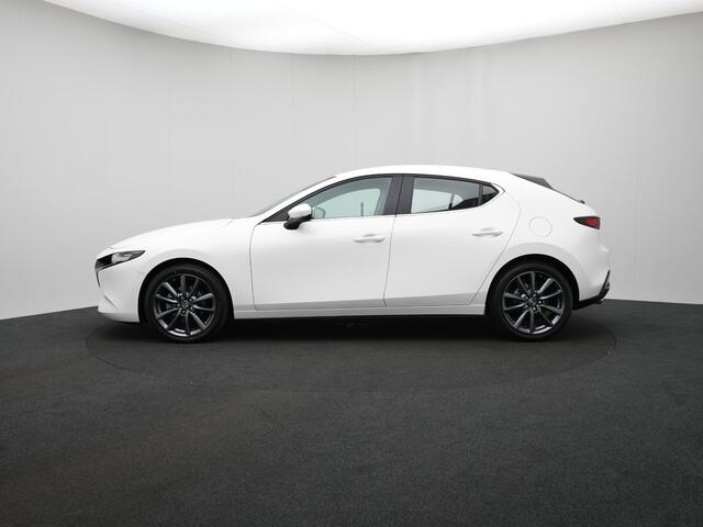 Mazda 3 2.5 e-SkyActiv-G Centre-line met Driver Assistance & Sound Pack | demo voordeel