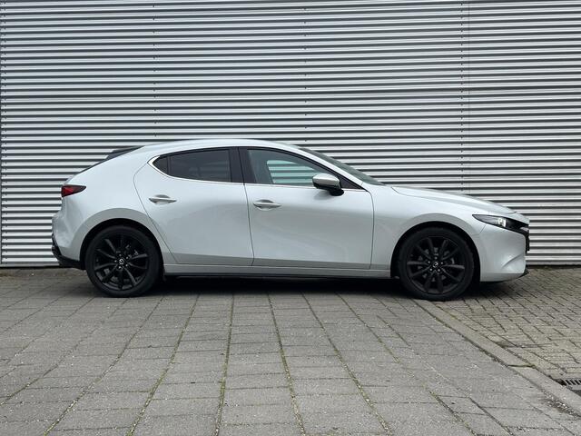 Mazda 3 2.0 e-SkyActiv-X M Hybrid 186 Takumi | Sunroof | Garantie 30-1-2031 |