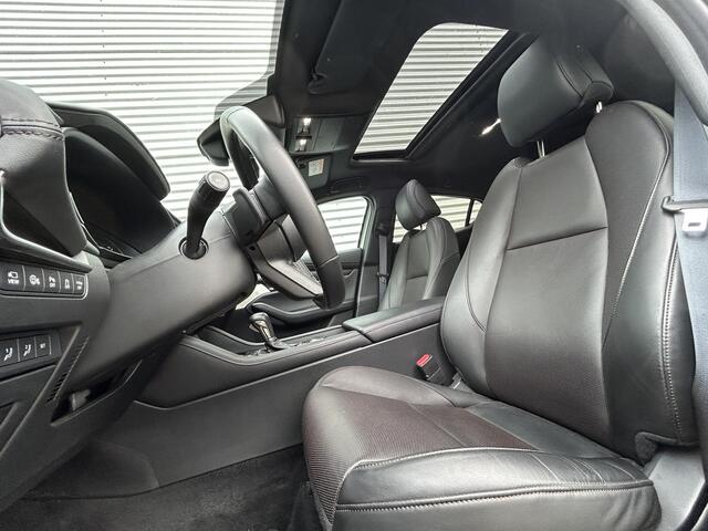 Mazda 3 2.0 e-SkyActiv-X M Hybrid 186 Takumi | Sunroof | Garantie 30-1-2031 |