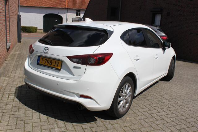Mazda 3 2.0 SkyActiv-G 120 SkyLease Navigatie, Winterpack, PDC V+A, LED, Cruise Control, LMV, All Weather