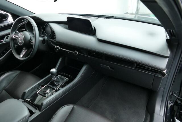 Mazda 3 2.0 e-SkyActiv-X M Hybrid 180 Comfort met Bose. Adap Cruise, Leer, Stoel&StuurVerw, 360 Camera