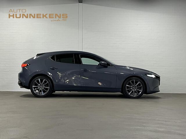 Mazda 3 2.0 Al-Selection Adapt. Cruise | Stuur-/stoelverwarming | Achteruitrij camera | Head-up | Bliss