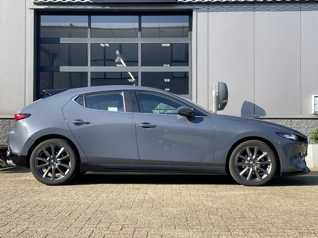 Mazda 3 2.5 e-SkyActiv-G 140PK M-Hybrid Centre-line | AERO PACK | NAVI | CAMERA | DEMO DEAL!