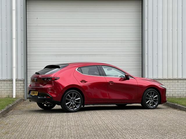 Mazda 3 2.0 e-SkyActiv-G M Hybrid 122 Luxury / Dealer Onderhouden / Fabrieksgarantie tot 01-2029 of 150.000km / Adaptieve Cruise Control / BOSE Audio / Elektrischebestuurderstoel met geheugen /