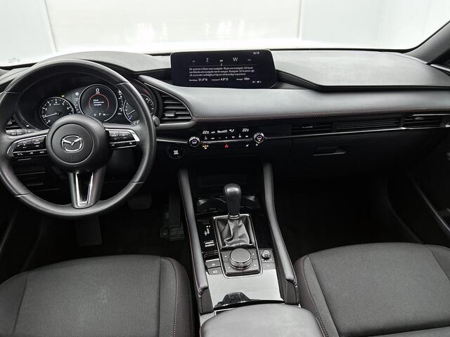 Mazda 3 2.0 e-SkyActiv-X M Hybrid 186 Homura | Stoelverwarming | Carplay Anroid Auto |