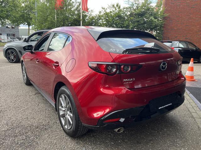 Mazda 3 2.0 SkyActiv-G 120 TS+ // NAVI // PDC // ADAPTIVE CRUISE // BLIND SPOT MONITOR //