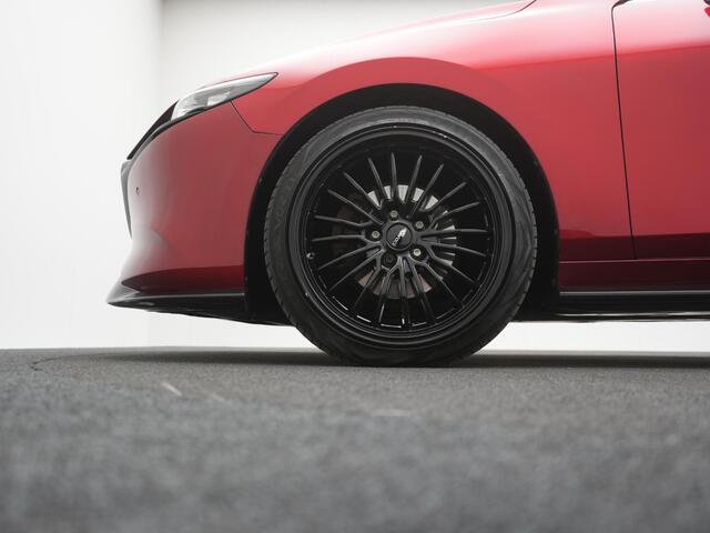 Mazda 3 2.0 e-SkyActiv-X Comfort met Bose/Leer pakket en aero pack : dealer onderhouden