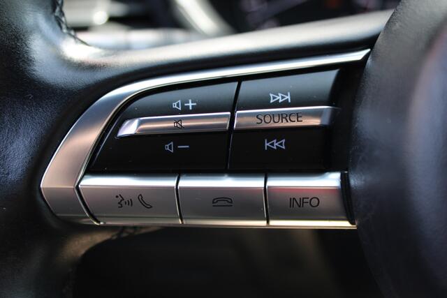 Mazda 3 2.0 e-SkyActiv-G M Hybrid 122