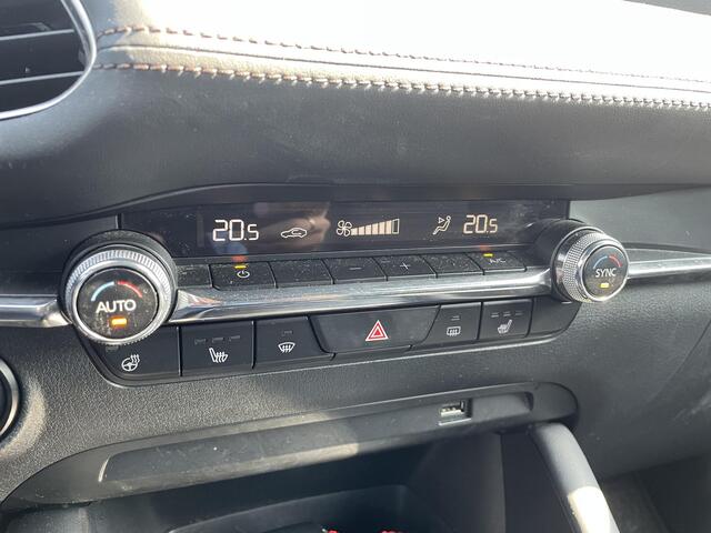 Mazda 3 2.0 e-SkyActiv-X M Hybrid 180 Comfort met Bose | LED | BOSE | Leder | Apple Carplay/Android Auto