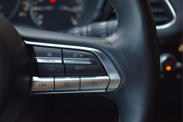 Mazda 3 2.0 e-SkyActiv-G M Hybrid 122 Comfort met Bose, Head up, Adaptive cruise, 360 Camera, PDC, Stuur/Stoelverwarming, 18'' LMV