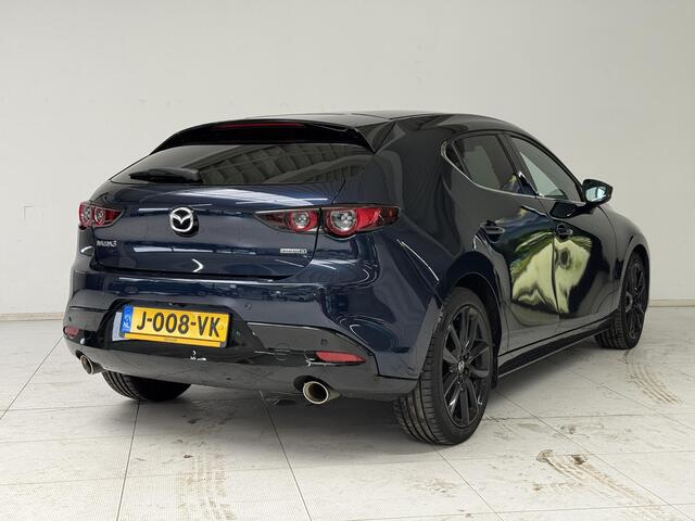 Mazda 3 2.0 e-SkyActiv-X M Hybrid 180 Luxury | BOSE-Audio | Camera | Leder | Navigatie | Stoelverwarming |
