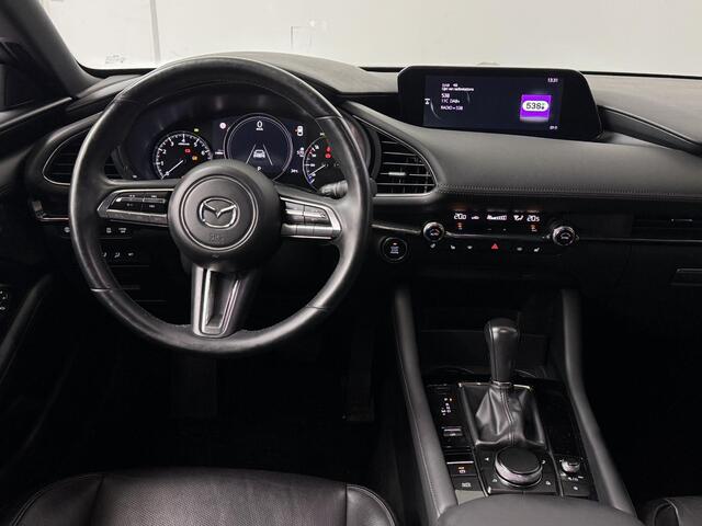 Mazda 3 2.0 e-SkyActiv-X M Hybrid 180 Luxury | BOSE-Audio | Camera | Leder | Navigatie | Stoelverwarming |