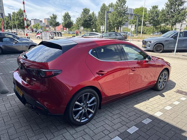 Mazda 3 2.0 e-SkyActiv-G M Hybrid 150 Sportive 1e Eigenaar / Dealer Onderhouden / Carplay-Android Auto