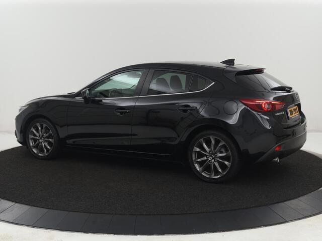 Mazda 3 2.0 GT-M Line Cruise control | DAB radio | Navigatie | Achteruitrij camera | Stoelverwarming | Bluetooth | Climate control
