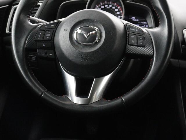Mazda 3 2.0 GT-M Line Cruise control | DAB radio | Navigatie | Achteruitrij camera | Stoelverwarming | Bluetooth | Climate control