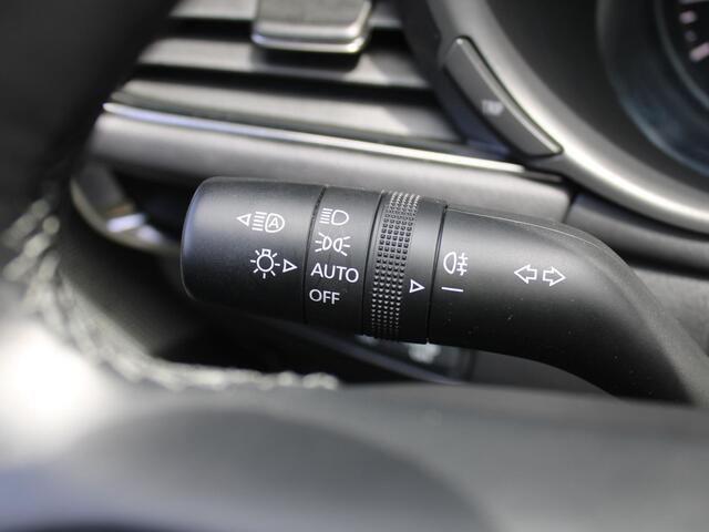 Mazda 3 2.0 e-SkyActiv-X M Hybrid 6MT 186PK Exclusive-line | Leder | Heads-Up Display | Keyless | Bose Audio | 360° Camera | Elek. stoelverstelling + geheugen | Navi |