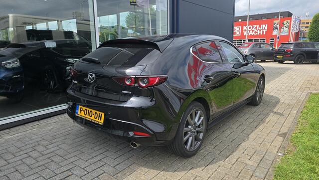 Mazda 3 2.0 e-SkyActiv-G M Hybrid 122 Comfort met Bose |Automaat|Camera|Stoel&Stuurverwarming