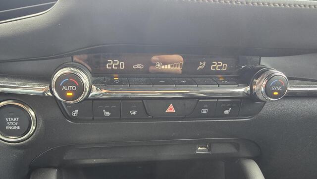 Mazda 3 2.0 e-SkyActiv-G M Hybrid 122 Comfort met Bose |Automaat|Camera|Stoel&Stuurverwarming