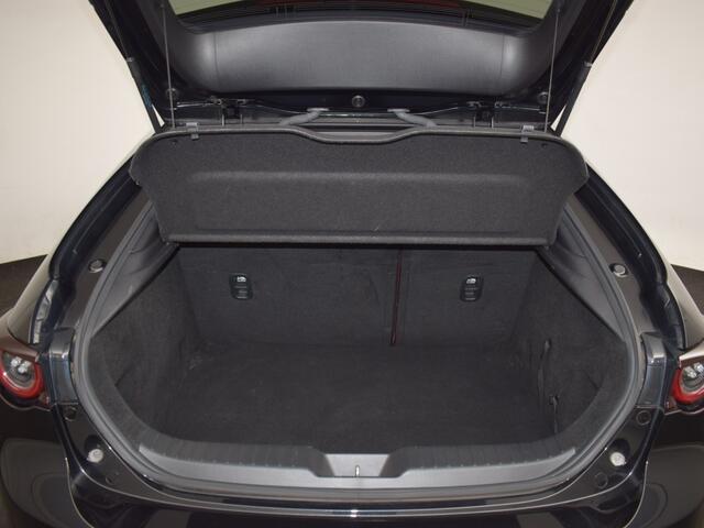Mazda 3 2.0 SA-X Luxury AUTOMAAT LEER CAMERA