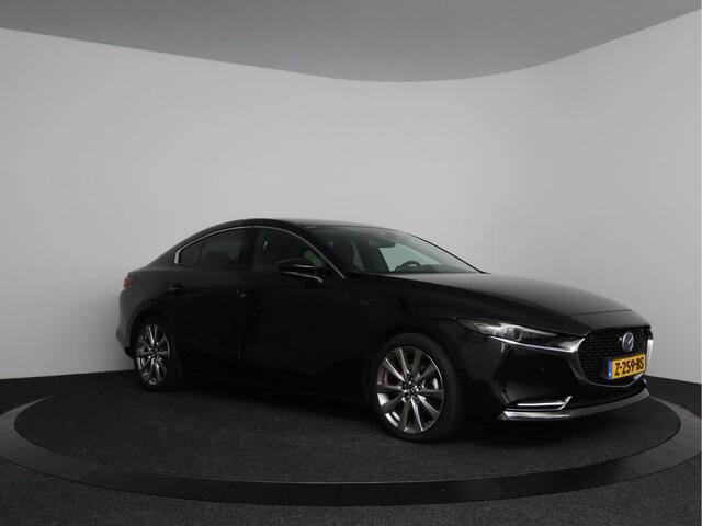 Mazda 3 2.0 e-SkyActiv-X M Hybrid 180 Luxury 360° Camera | Head up display