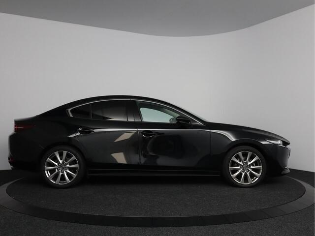 Mazda 3 2.0 e-SkyActiv-X M Hybrid 180 Luxury 360° Camera | Head up display
