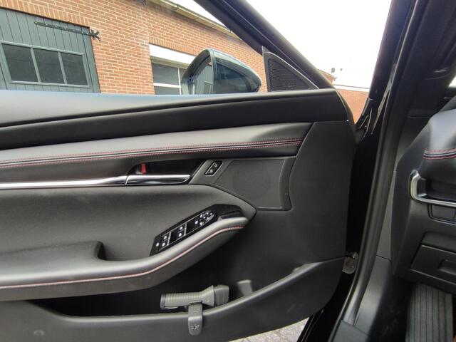 Mazda 3 2.5 e-SkyActiv-G M Hybrid 140 Homura automaat demo van ¤40.488,= voor ¤36.488,=