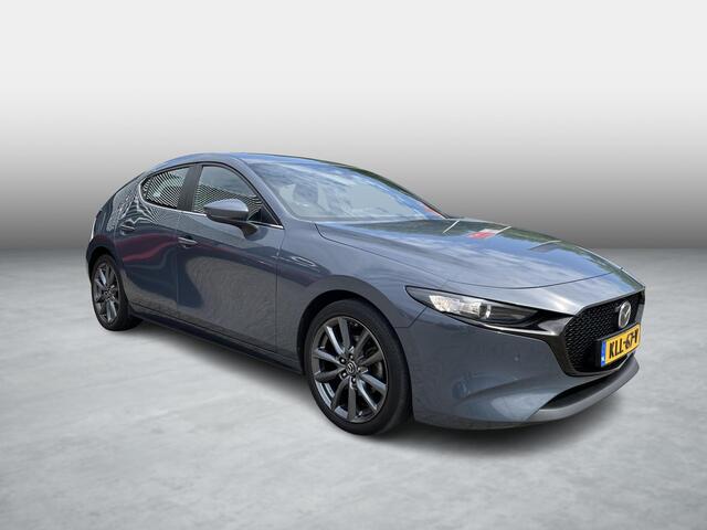 Mazda 3 2.0 e-SkyActiv-G M Hybrid 122 Comfort , Trekhaak, Stuur/Stoelverwarming, Camera, Adap.Cruise, Apple Carplay, Android Auto, LMV 18 Inch, HUD, BSM, PDC, LKA,