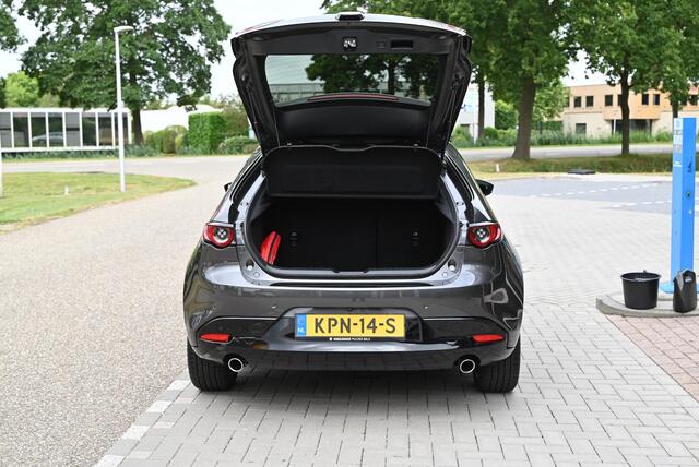 Mazda 3 2.0 e-SkyActiv-G M Hybrid 122 Luxury